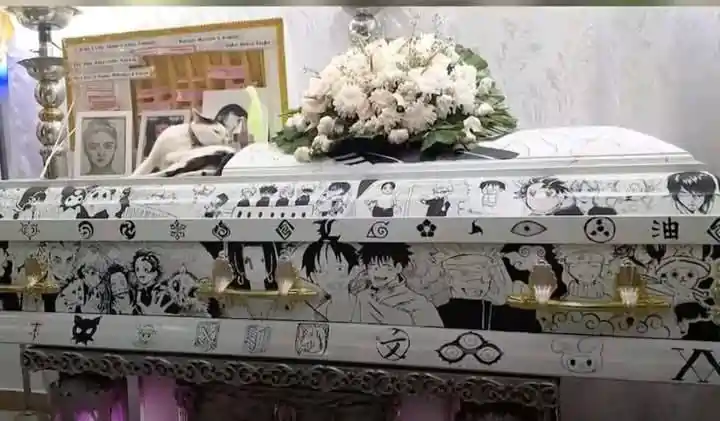 Anime-Themed Coffin